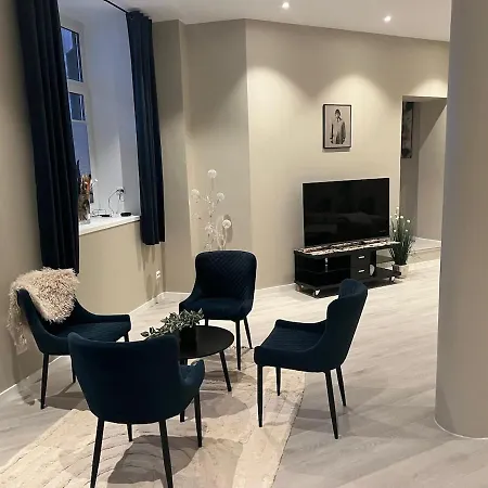 Delikat, Romslig Og Sjonaer Sentrumsleilighet Apartman Larvik