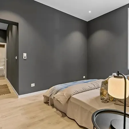 Delikat, Romslig Og Sjonaer Sentrumsleilighet Apartamento Larvik